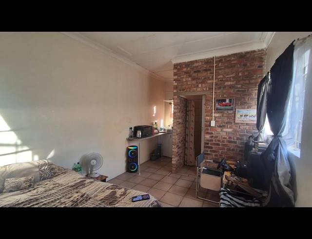 7 BEDROOM APARTMENT FOR SALE IN BOTHAVILLE